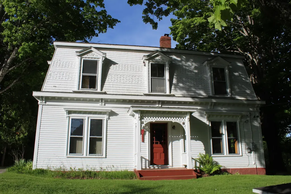 9 Academy Hill Road East Machias ME 04630