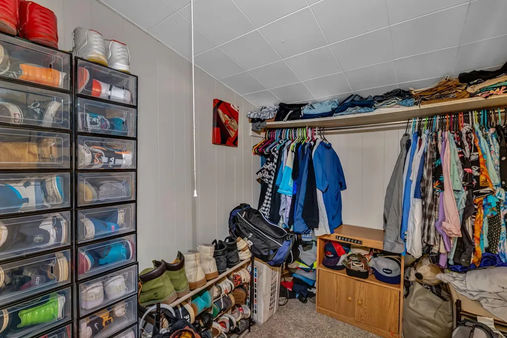 26 Island Avenue Orono ME 04473
