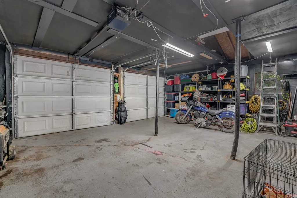 26 Island Avenue Orono ME 04473