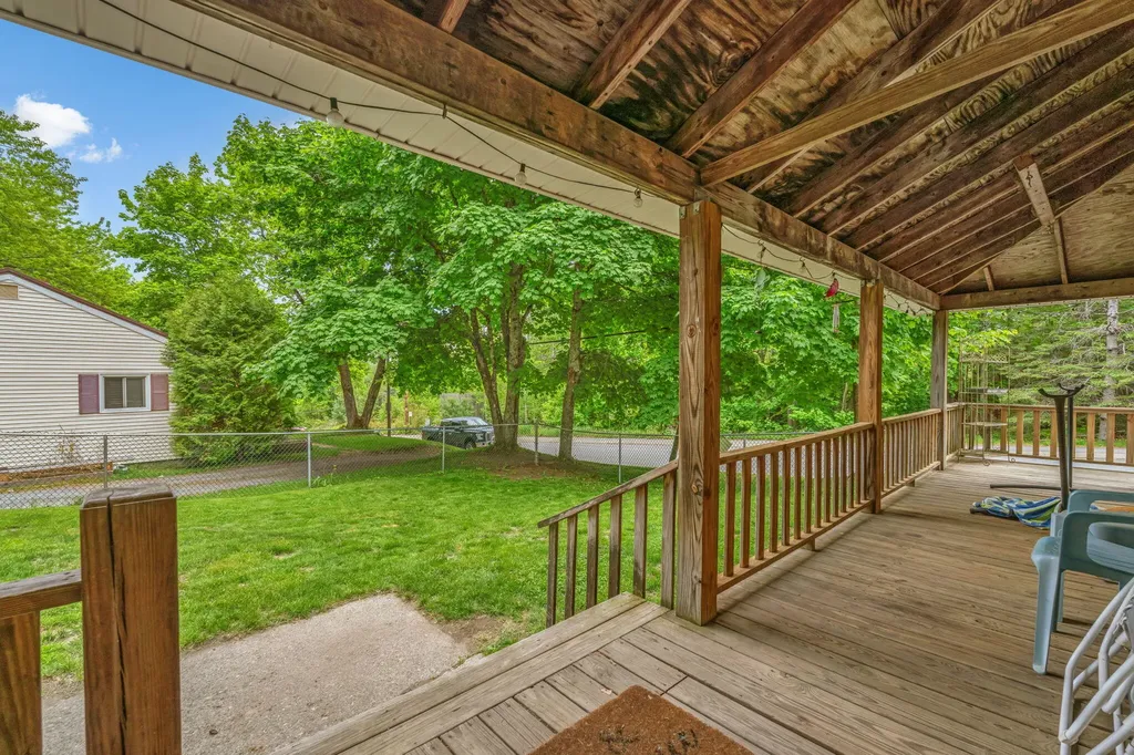 26 Island Avenue Orono ME 04473