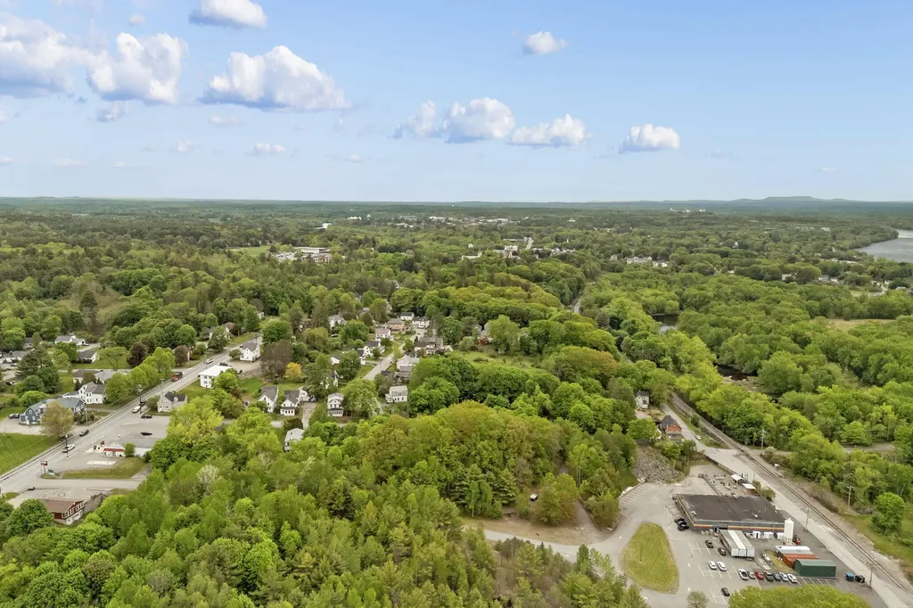 26 Island Avenue Orono ME 04473