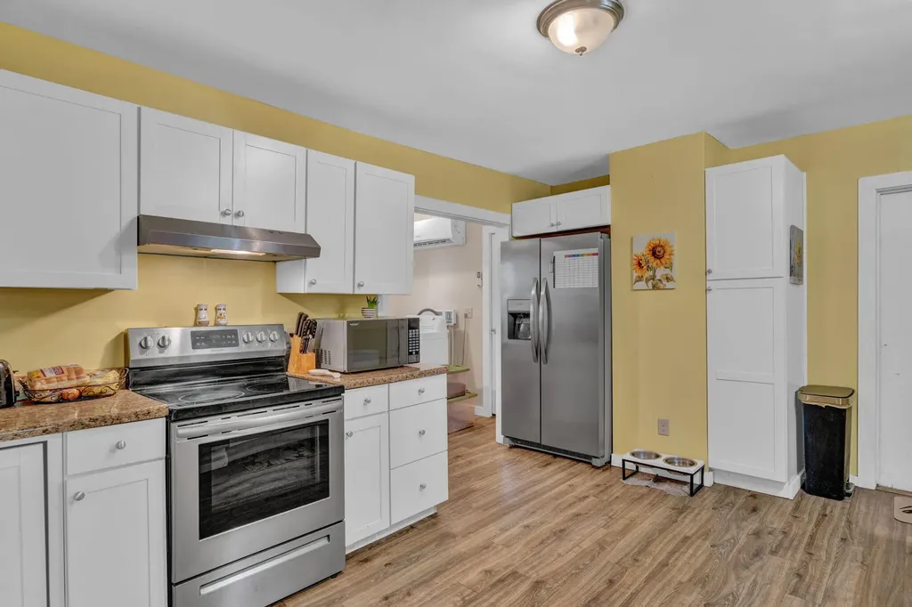 26 Island Avenue Orono ME 04473