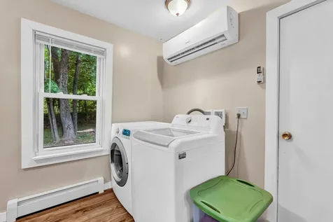 26 Island Avenue Orono ME 04473