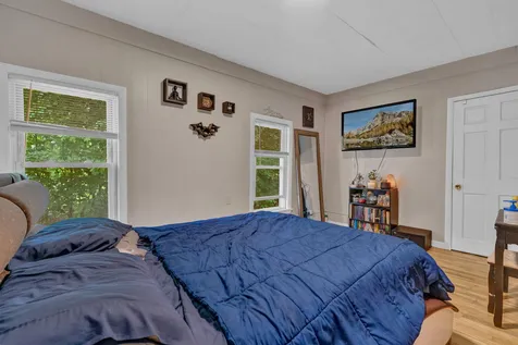 26 Island Avenue Orono ME 04473