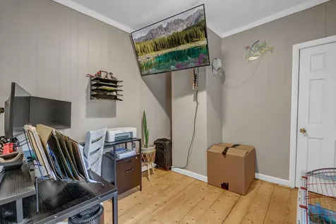 26 Island Avenue Orono ME 04473