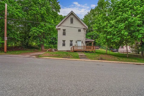 26 Island Avenue Orono ME 04473