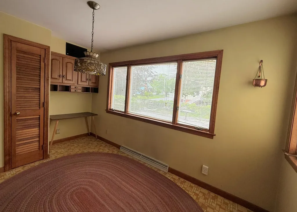 12 Lincoln Street Rockland ME 04841