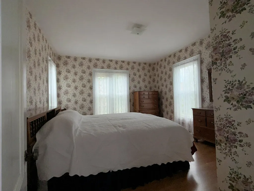 12 Lincoln Street Rockland ME 04841