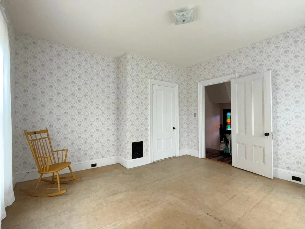 12 Lincoln Street Rockland ME 04841
