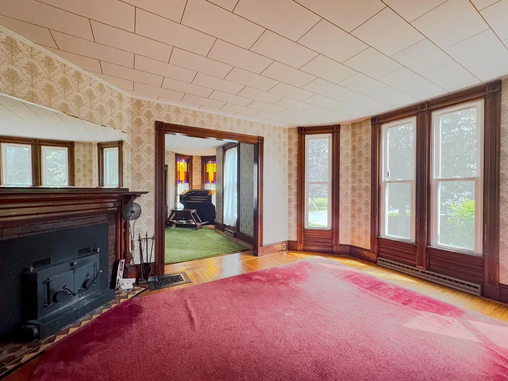 12 Lincoln Street Rockland ME 04841