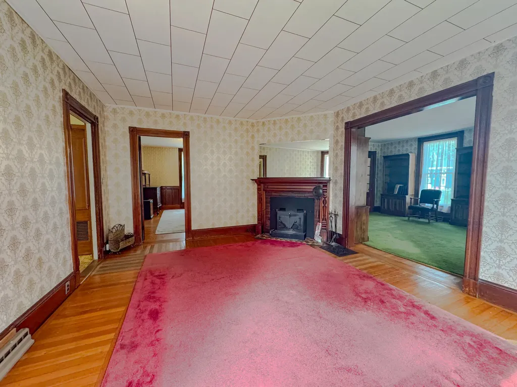 12 Lincoln Street Rockland ME 04841