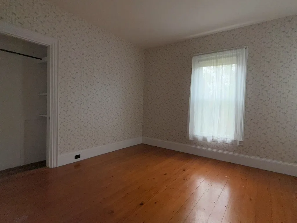 12 Lincoln Street Rockland ME 04841