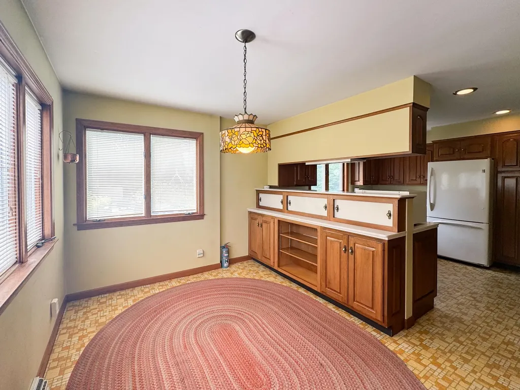 12 Lincoln Street Rockland ME 04841