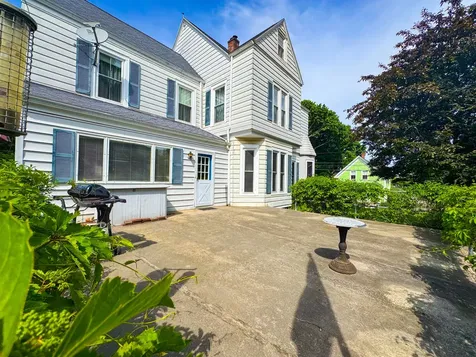 12 Lincoln Street Rockland ME 04841