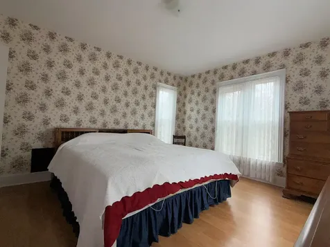 12 Lincoln Street Rockland ME 04841