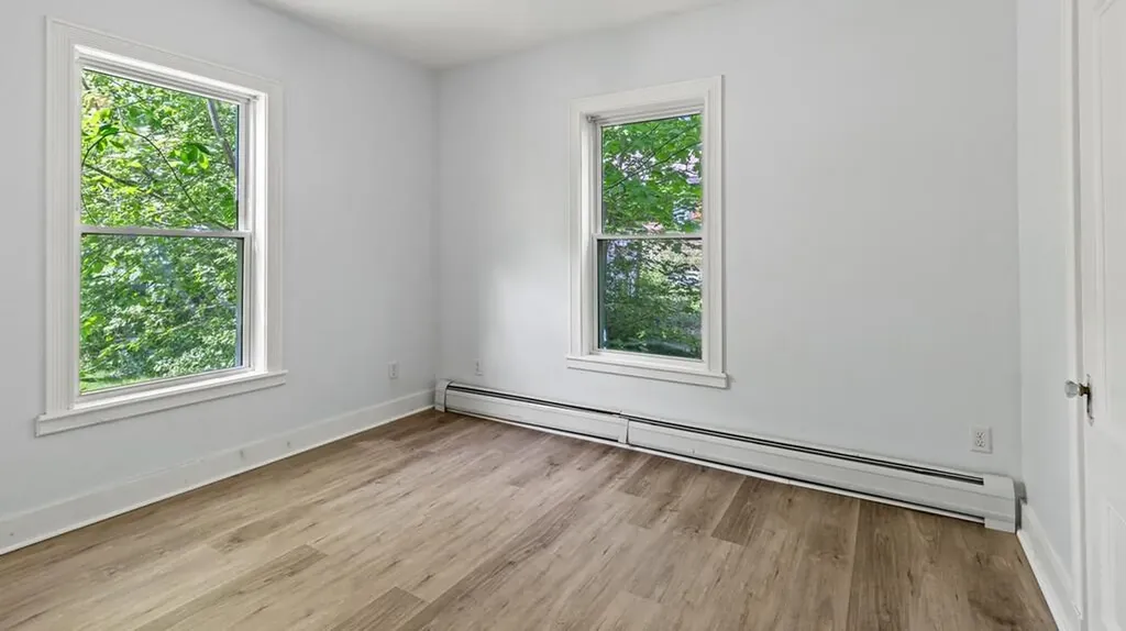 95 7th Street Bangor ME 04401