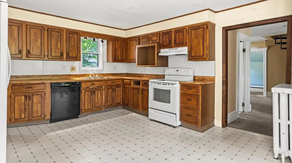 95 7th Street Bangor ME 04401