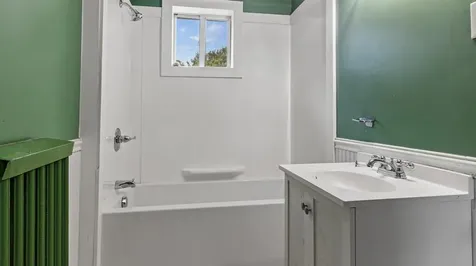 95 7th Street Bangor ME 04401