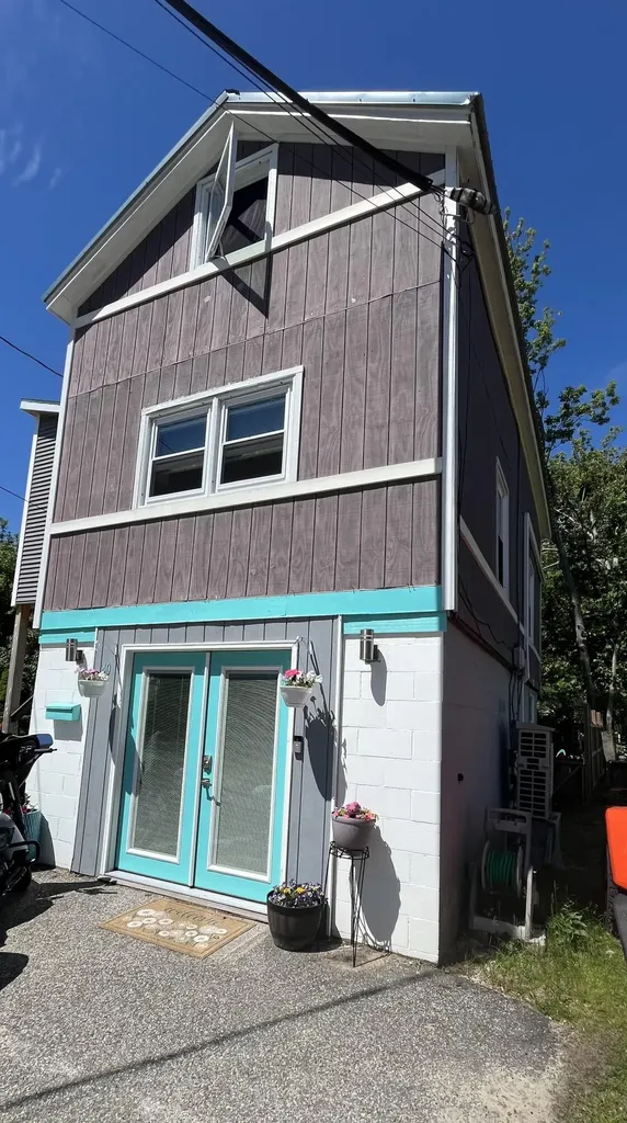 40 11th Street Old Orchard Beach ME 04064