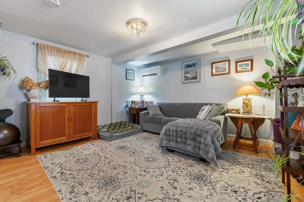 40 11th Street Old Orchard Beach ME 04064