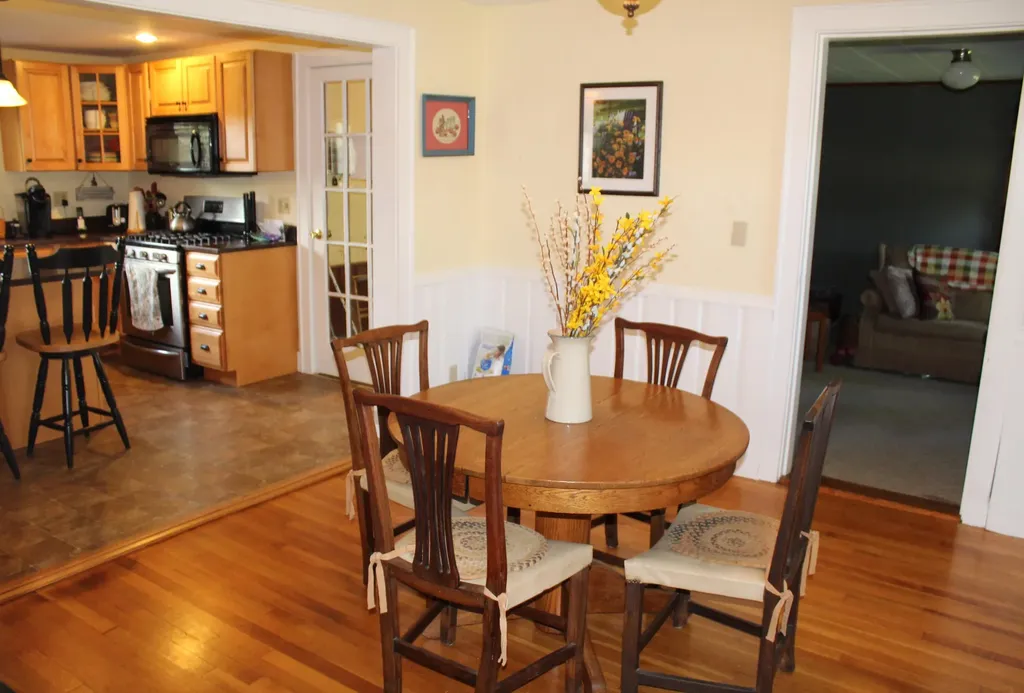 381 Highland Avenue Gardiner ME 04345