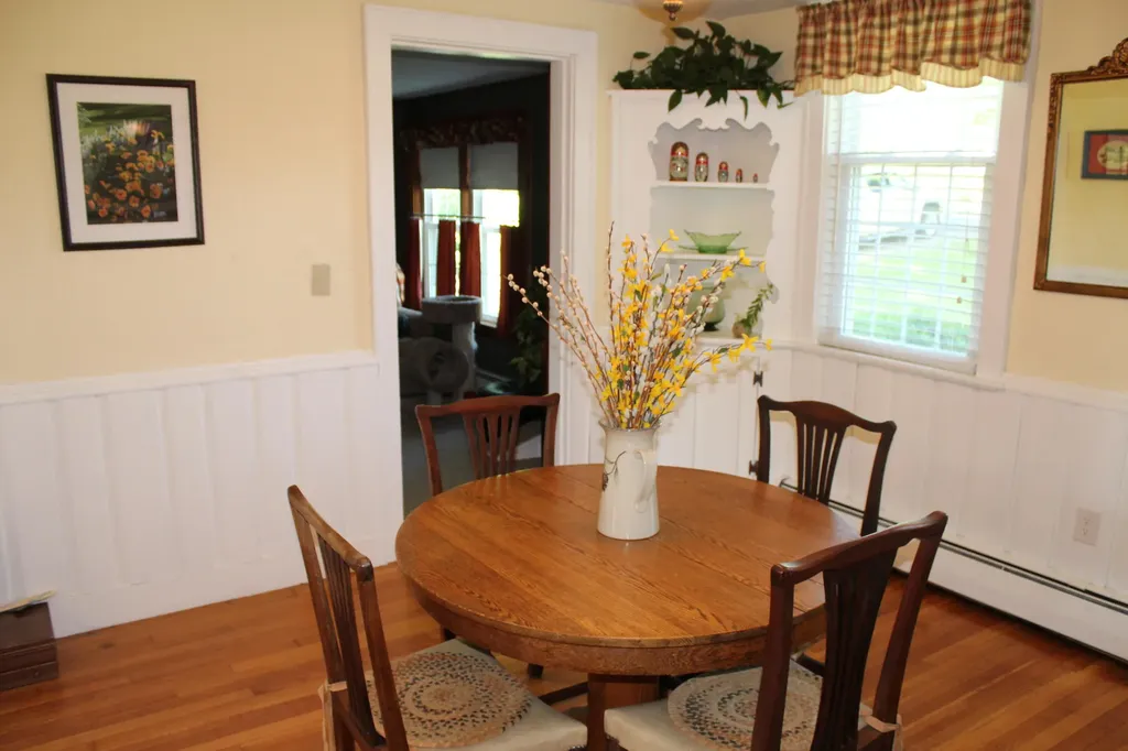 381 Highland Avenue Gardiner ME 04345