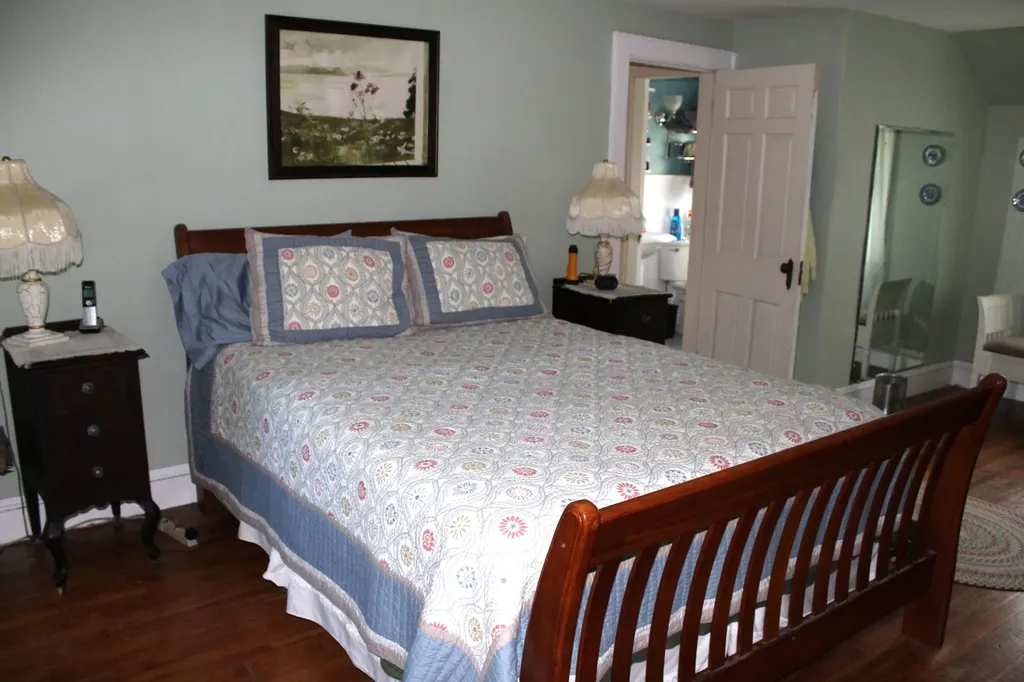 381 Highland Avenue Gardiner ME 04345