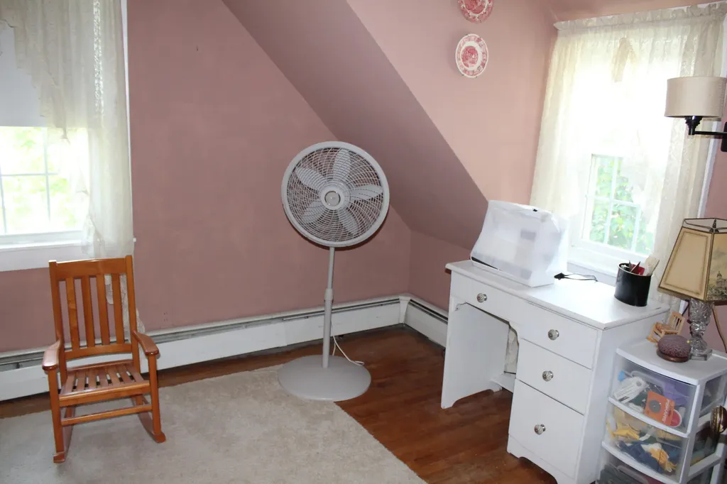 381 Highland Avenue Gardiner ME 04345