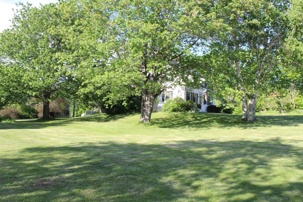 381 Highland Avenue Gardiner ME 04345