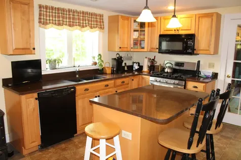 381 Highland Avenue Gardiner ME 04345