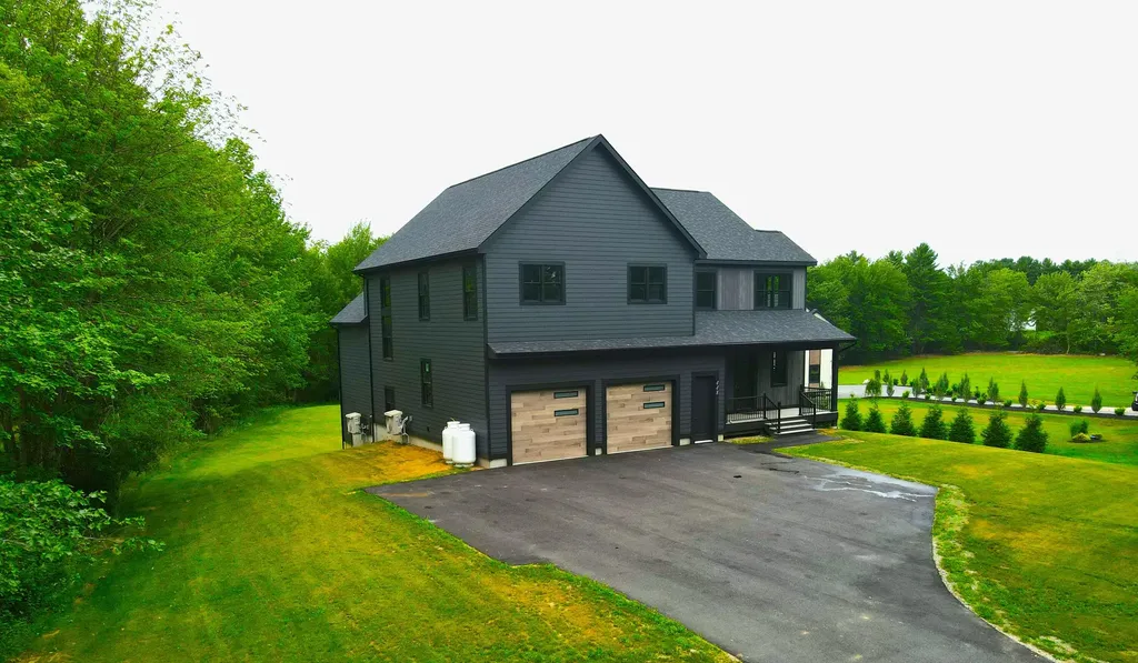 448 Blackstrap Road Falmouth ME 04105