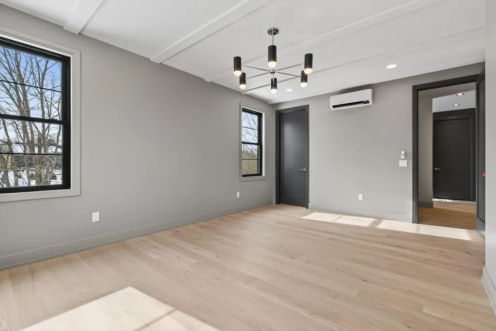 448 Blackstrap Road Falmouth ME 04105