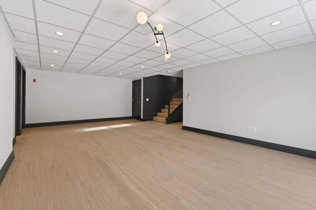 448 Blackstrap Road Falmouth ME 04105