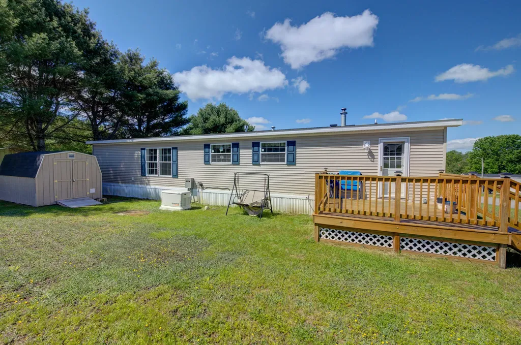 20 Purington Avenue Mechanic Falls ME 04256