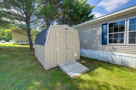 20 Purington Avenue Mechanic Falls ME 04256