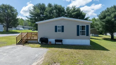 20 Purington Avenue Mechanic Falls ME 04256