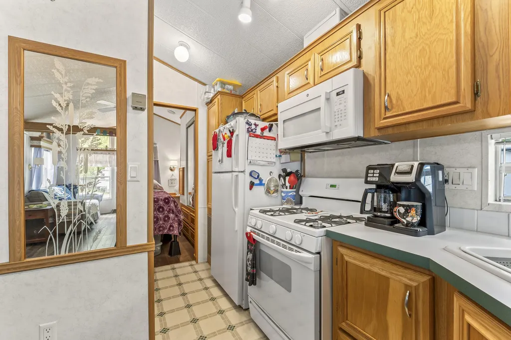 1 Robinson Way Kennebunk ME 04043