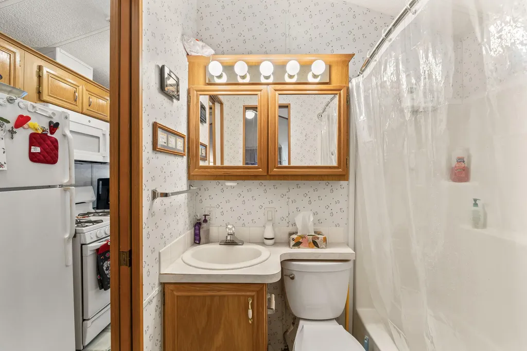 1 Robinson Way Kennebunk ME 04043