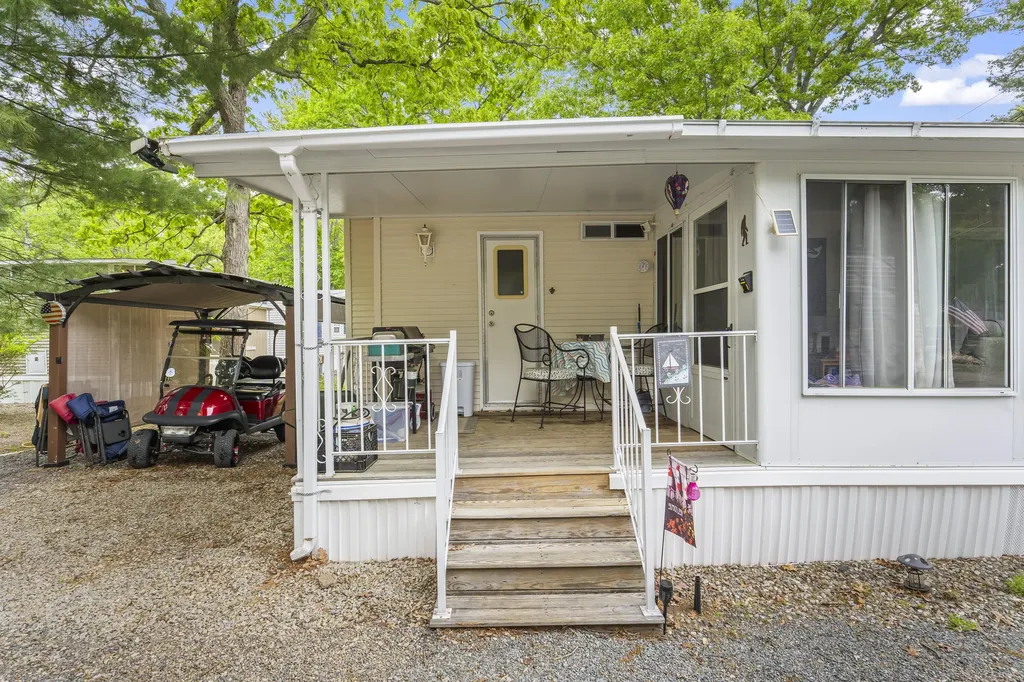1 Robinson Way Kennebunk ME 04043