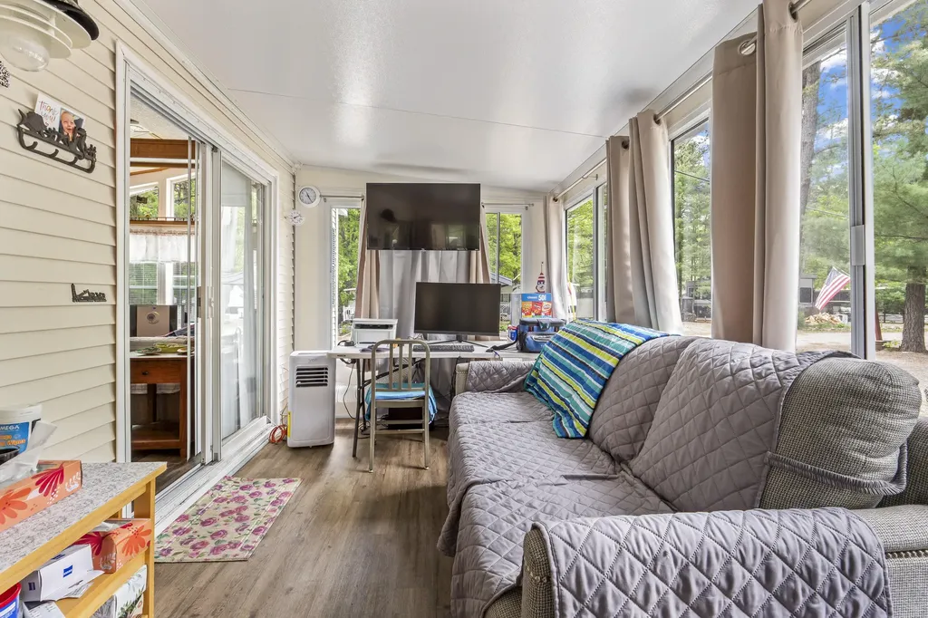 1 Robinson Way Kennebunk ME 04043