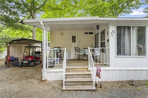 1 Robinson Way Kennebunk ME 04043