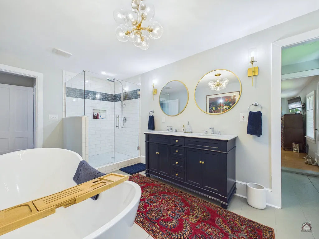 1059 Washington Street Bath ME 04530