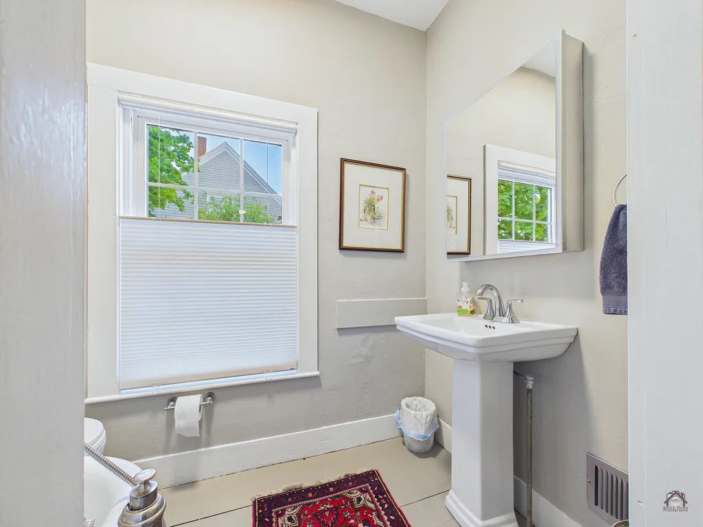 1059 Washington Street Bath ME 04530