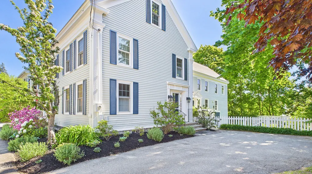 1059 Washington Street Bath ME 04530