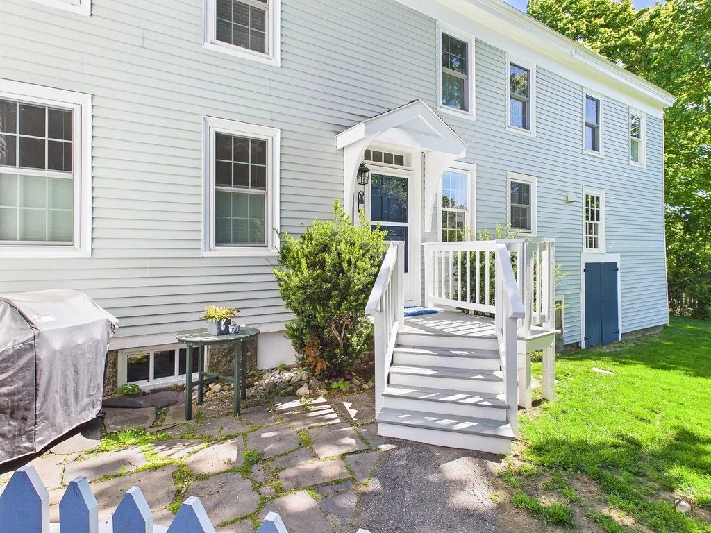 1059 Washington Street Bath ME 04530