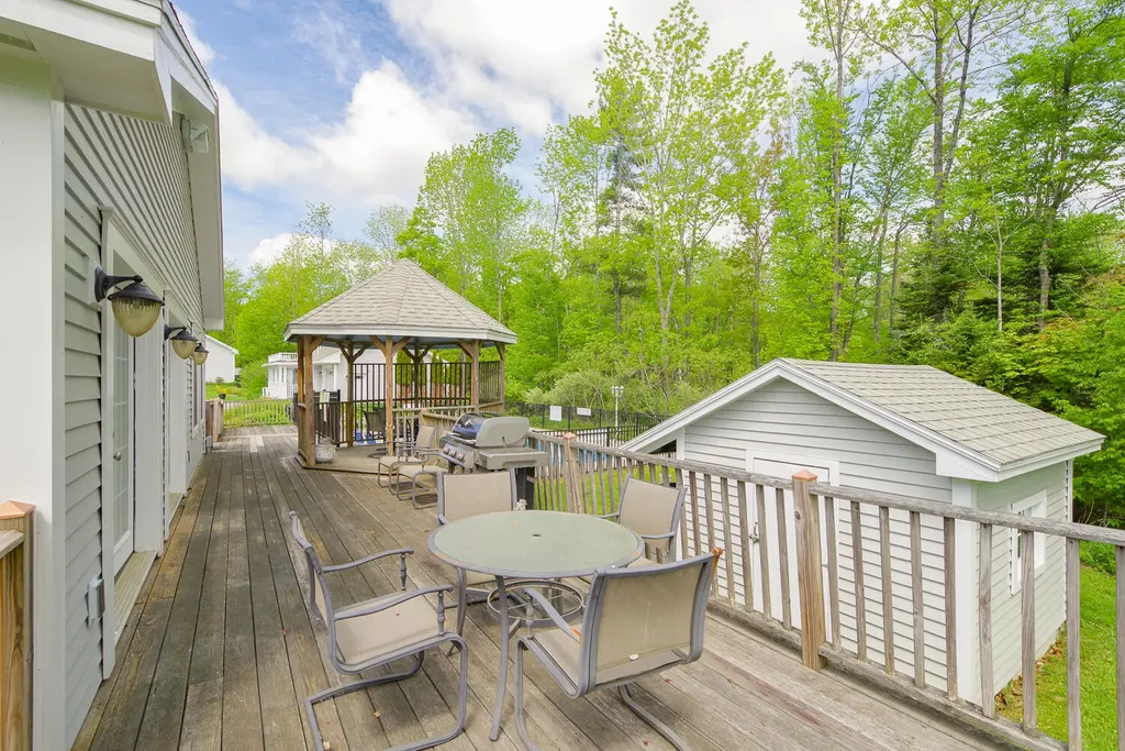 12 Hilltop Drive Rockport ME 04856