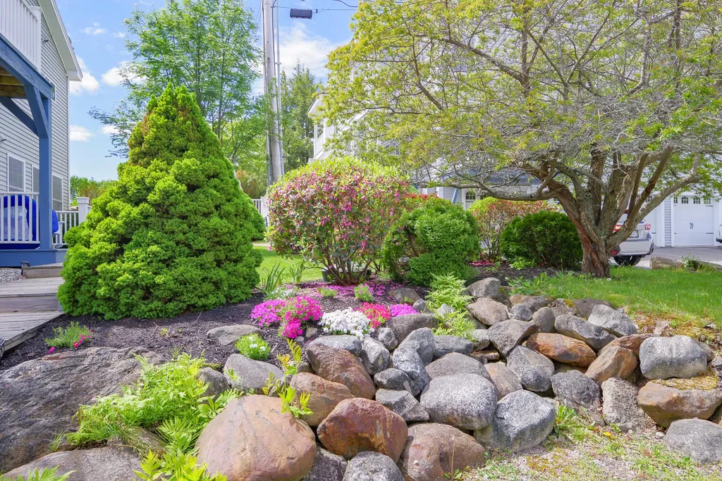 12 Hilltop Drive Rockport ME 04856