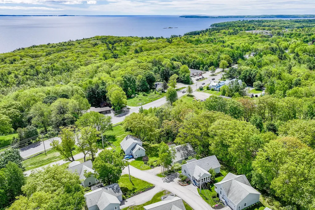 12 Hilltop Drive Rockport ME 04856
