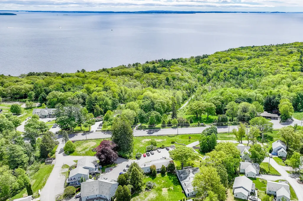12 Hilltop Drive Rockport ME 04856