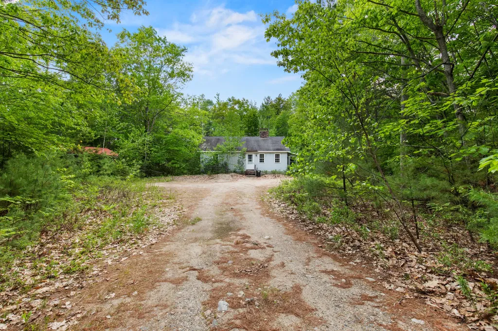 620 Ossipee Trail Limington ME 04049
